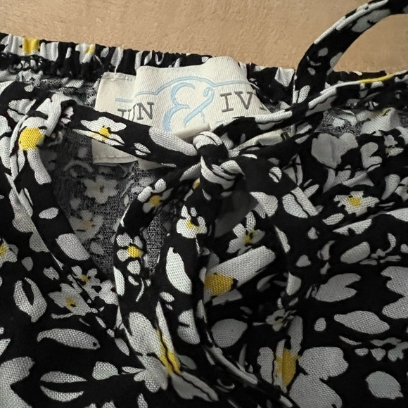 Jun & Ivy cropped Boho blouse size Large - Picture 6 of 9